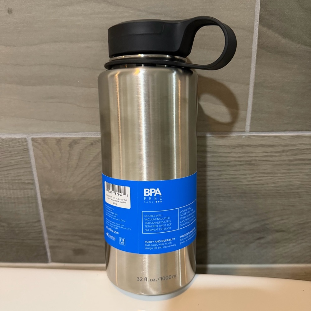 Columbia Double-Wall Outdoor Vacuum Bottle - 32 ounces - Picture 2 of 2